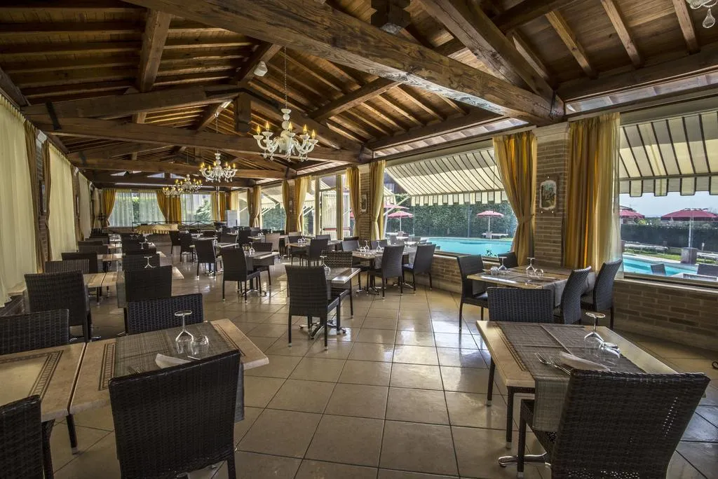 Restaurant, Villa Tirreno, Rome