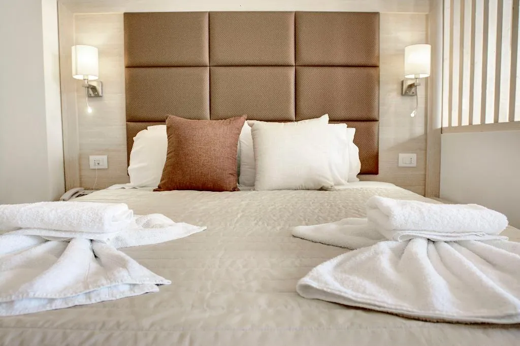 JUNIOR SUITE SEA VIEW Room, Brilliant Holiday Resort, Corfu
