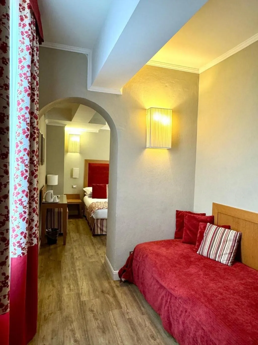 Room, Il Perseo, Florence