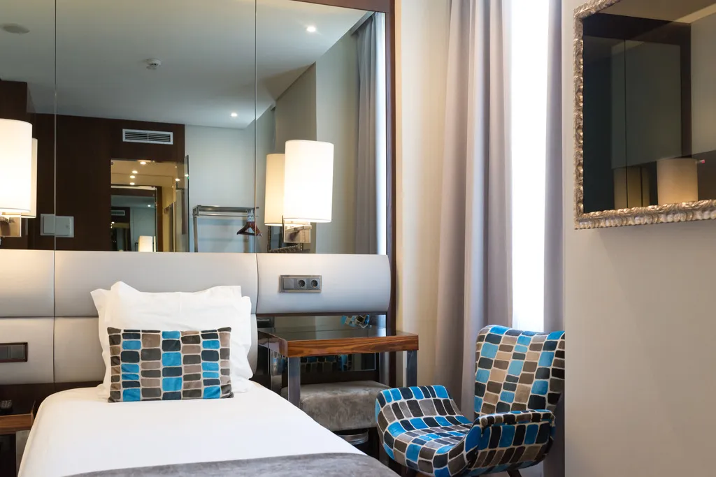 SINGLE SUPERIOR Room, TURIM Terreiro do Paco Hotel, Lisbon