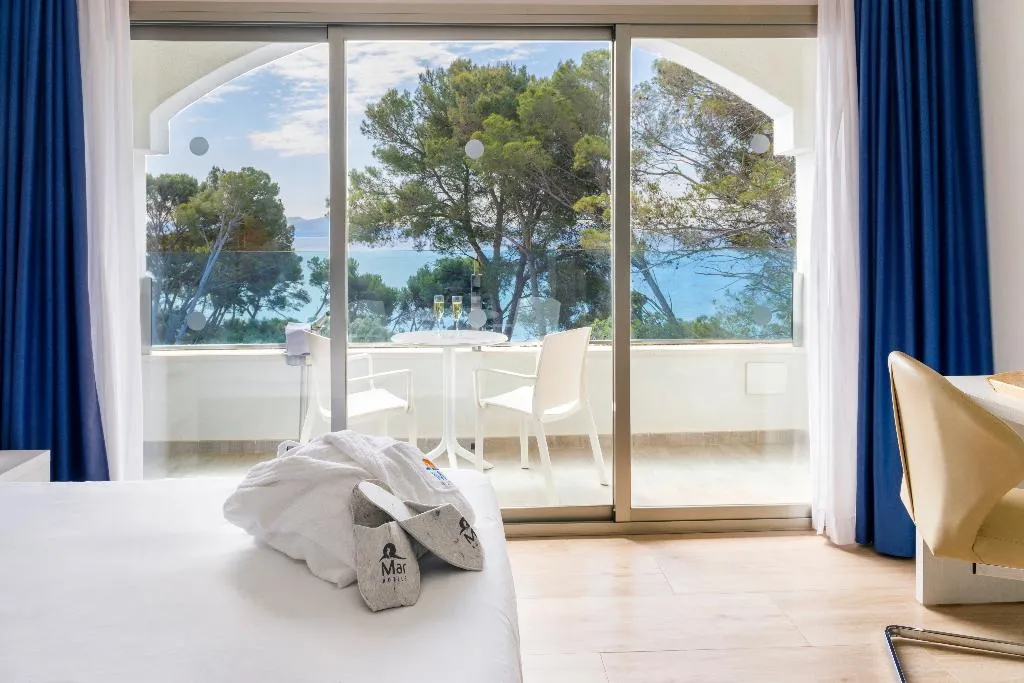 JUNIOR SUITE SEA VIEW Room, Mar Hotels Alcanada, Majorca