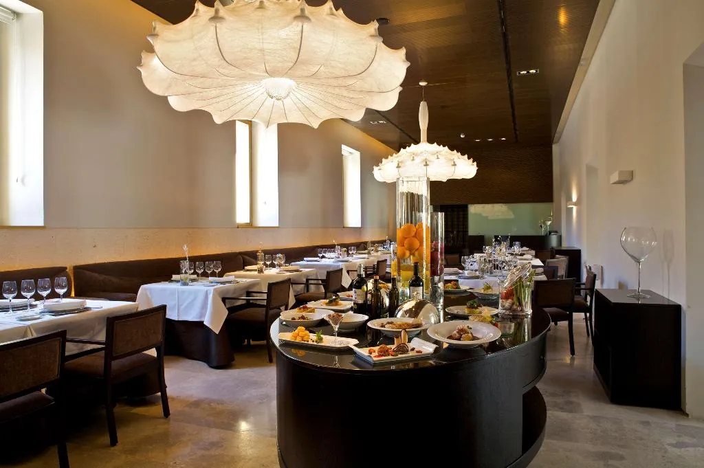 Restaurant, Parador de Alcala de Henares, Madrid
