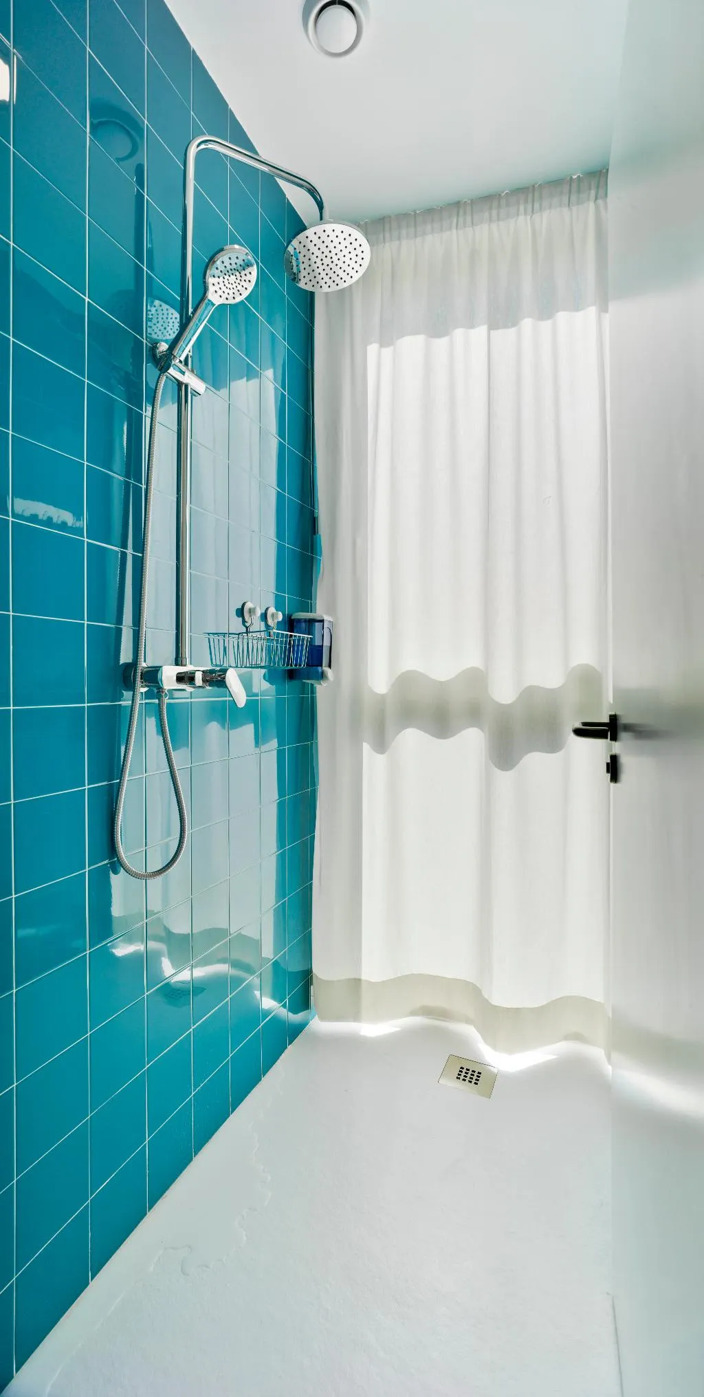 Double or Twin WITH DOUBLE BED Room, Loop INN Hostel Cartagena, Costa Blanca