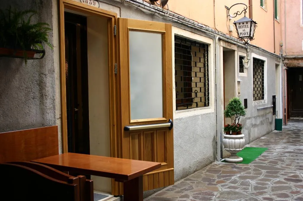 General view, Al Piave, Venice