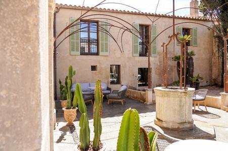 Juz de Yartan Arthotel, Majorca