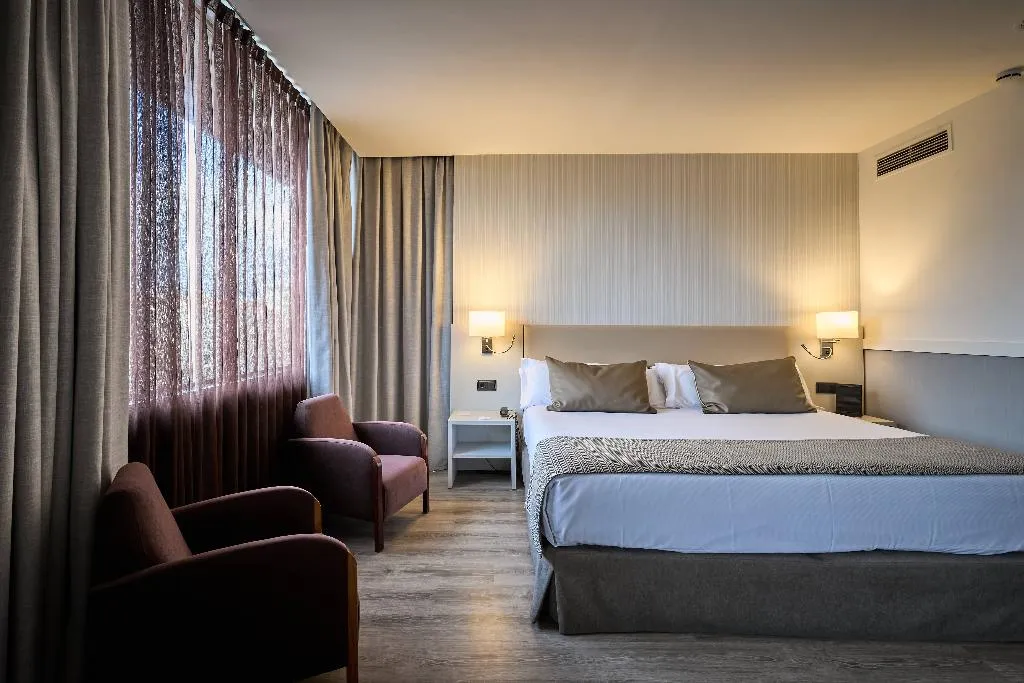 DOUBLE SINGLE USE STANDARD Room, Catalonia Gran Hotel Verdi, Barcelona