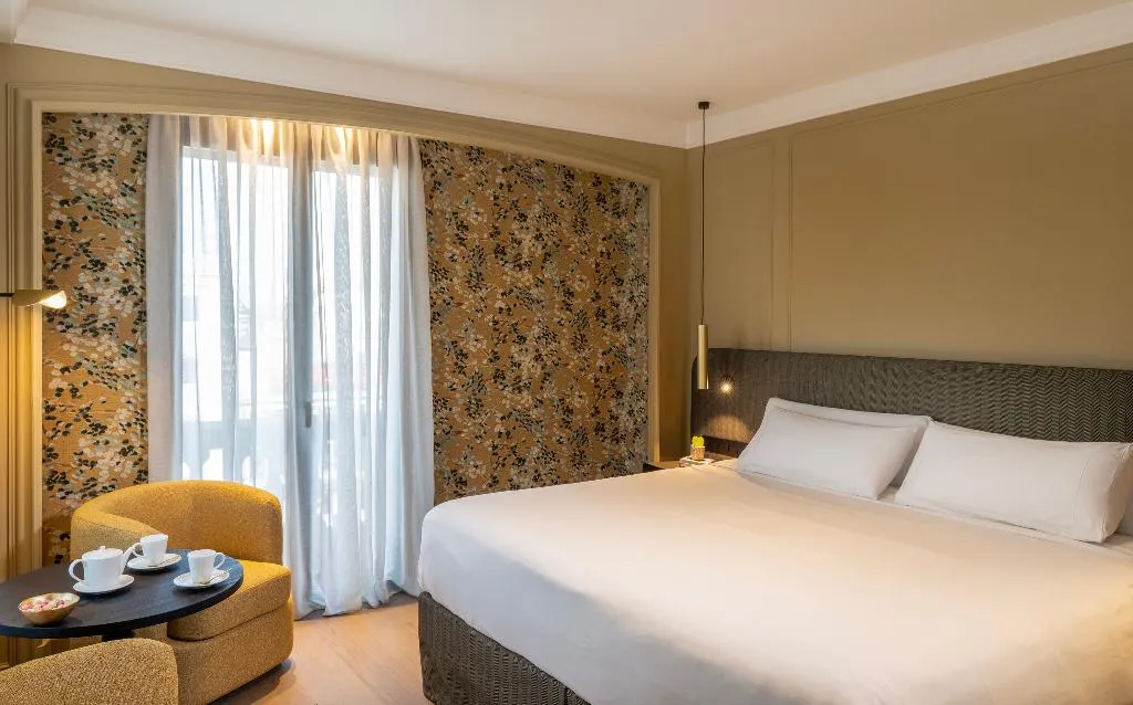 Double or Twin WITH TERRACE Room, El Avenida Palace, Barcelona