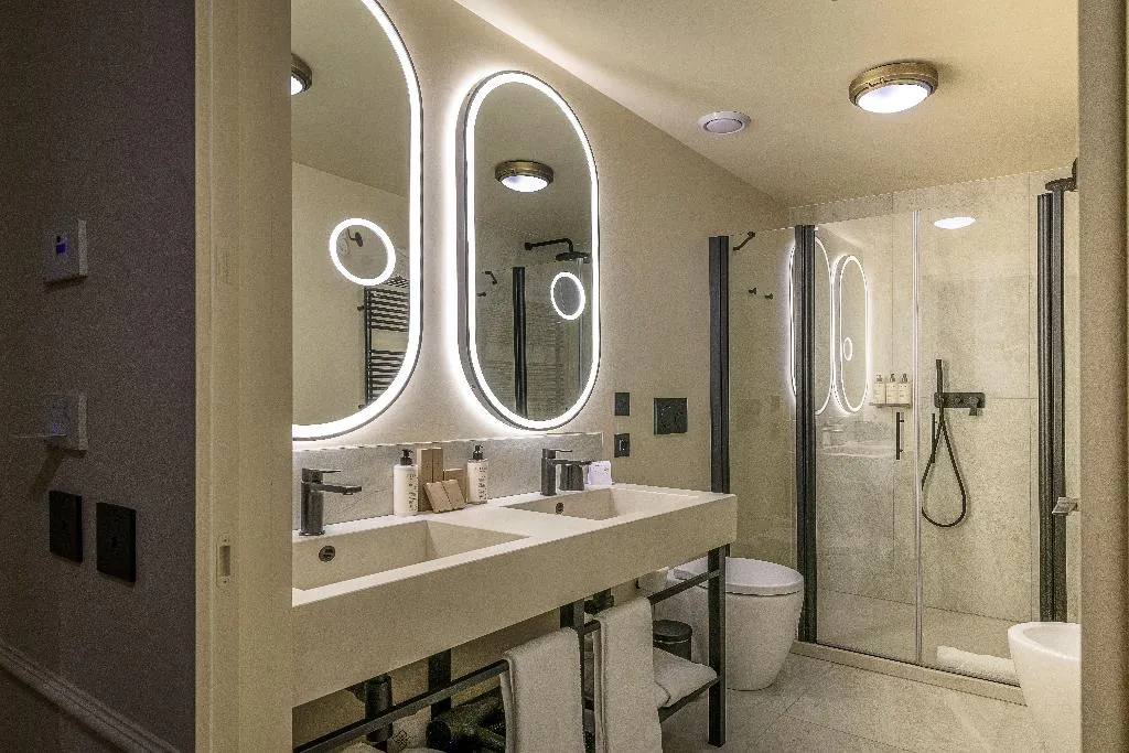 DOUBLE WITH TERRACE Room, Palazzo Montebello, Florence