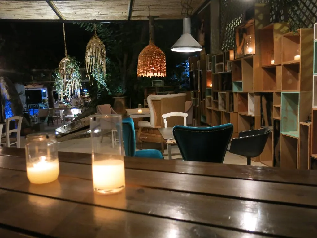 Lobby, Gorgona Studios, Rhodes