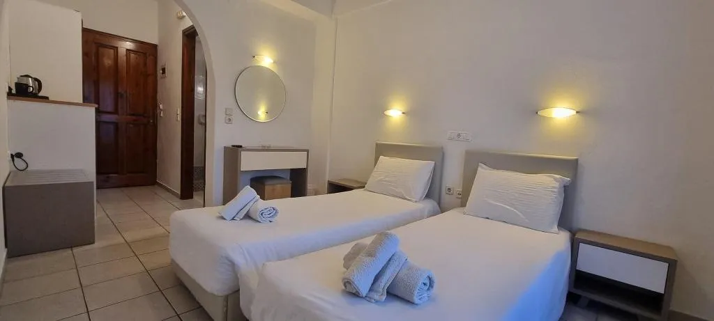 TWIN ECONOMY Room, Horizon Resort, Santorini
