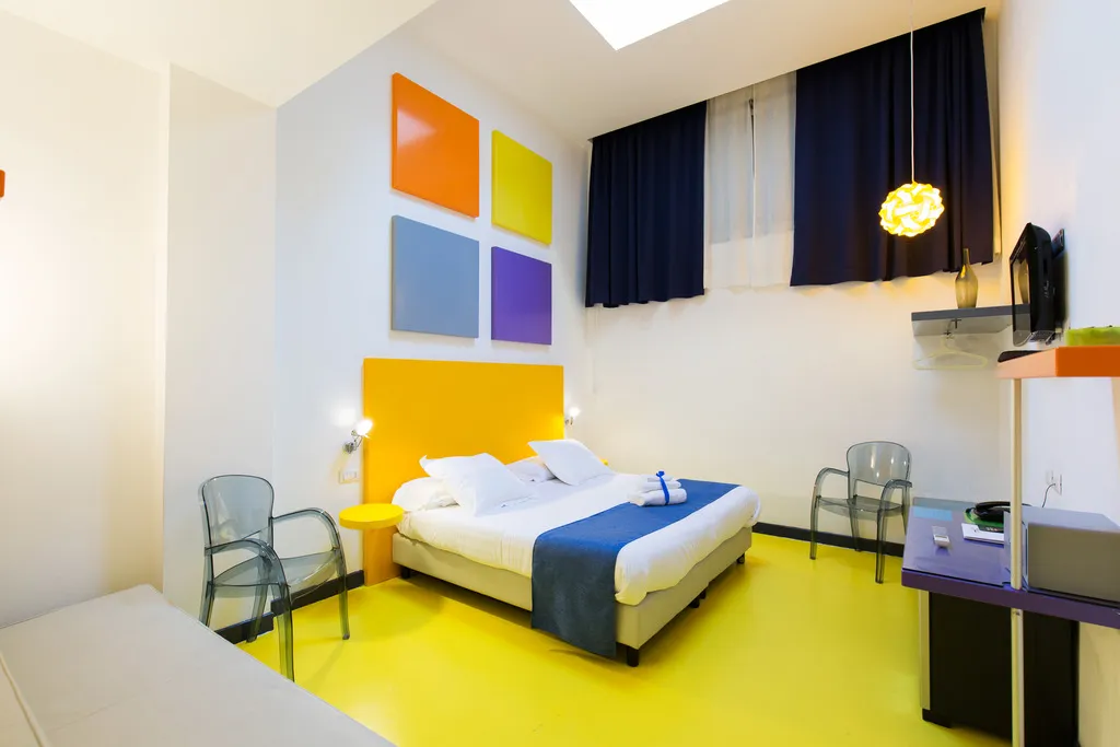 TRIPLE STANDARD Room, Correra 241, Naples