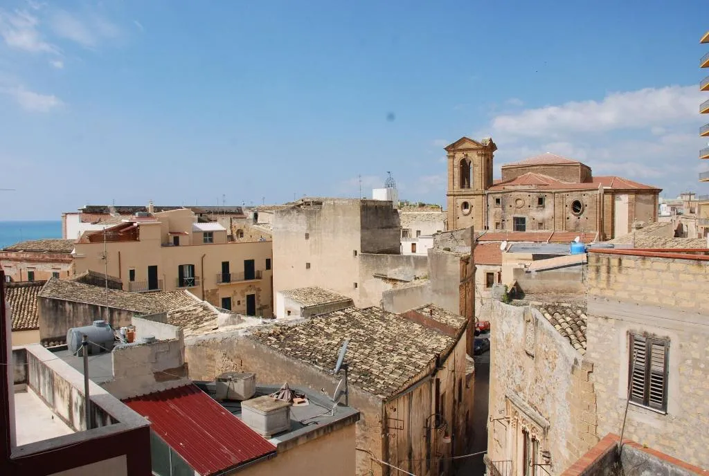 General view, Conte Luna, Catania