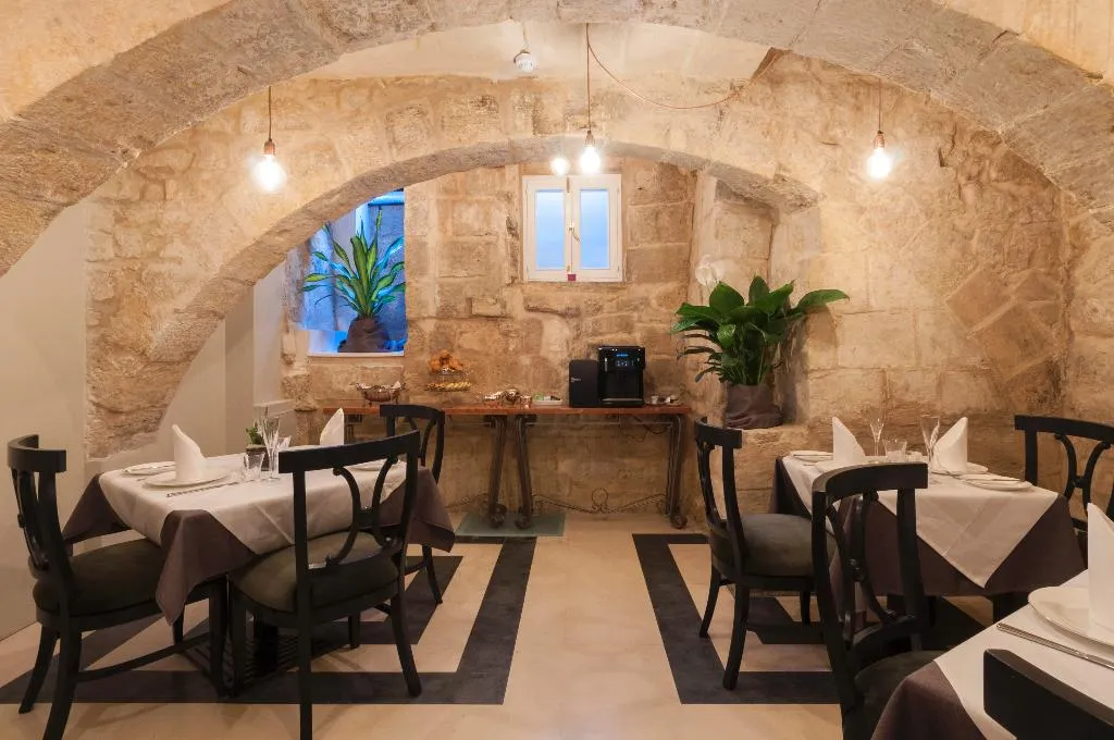 Restaurant, The Coleridge, Malta