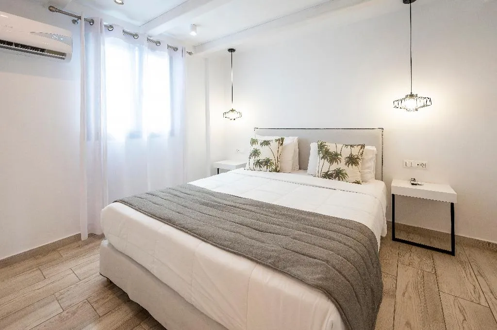 SUITE CAPACITY 3 Room, SMY Mediterranean White, Athens