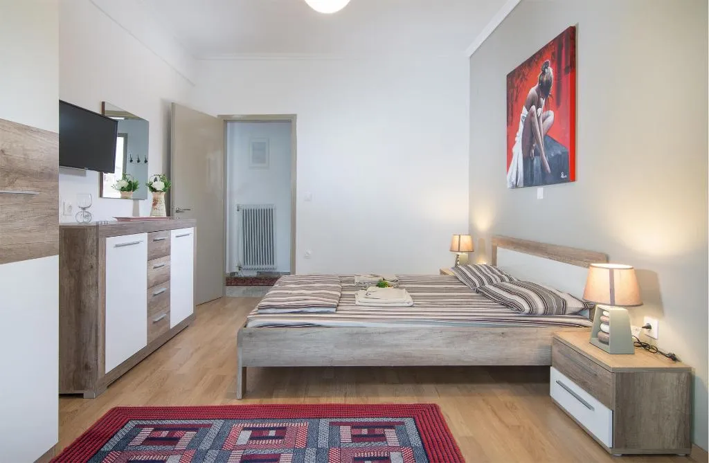 APARTMENT CAPACITY 6 Room, Michalis Apartments, Thessaloniki