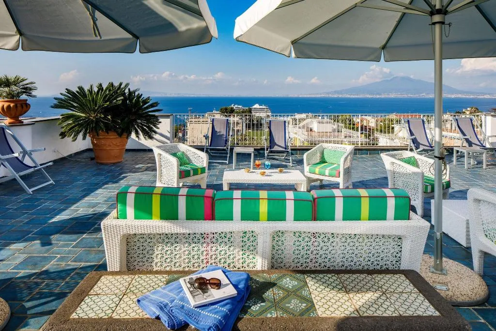 Terrace, Zi' Teresa, Naples