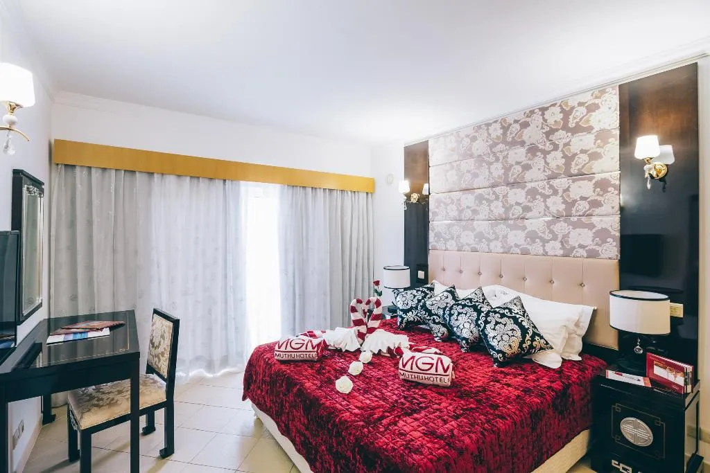 JUNIOR SUITE ONE BEDROOM Room, Grand Muthu Forte Do Vale, Algarve
