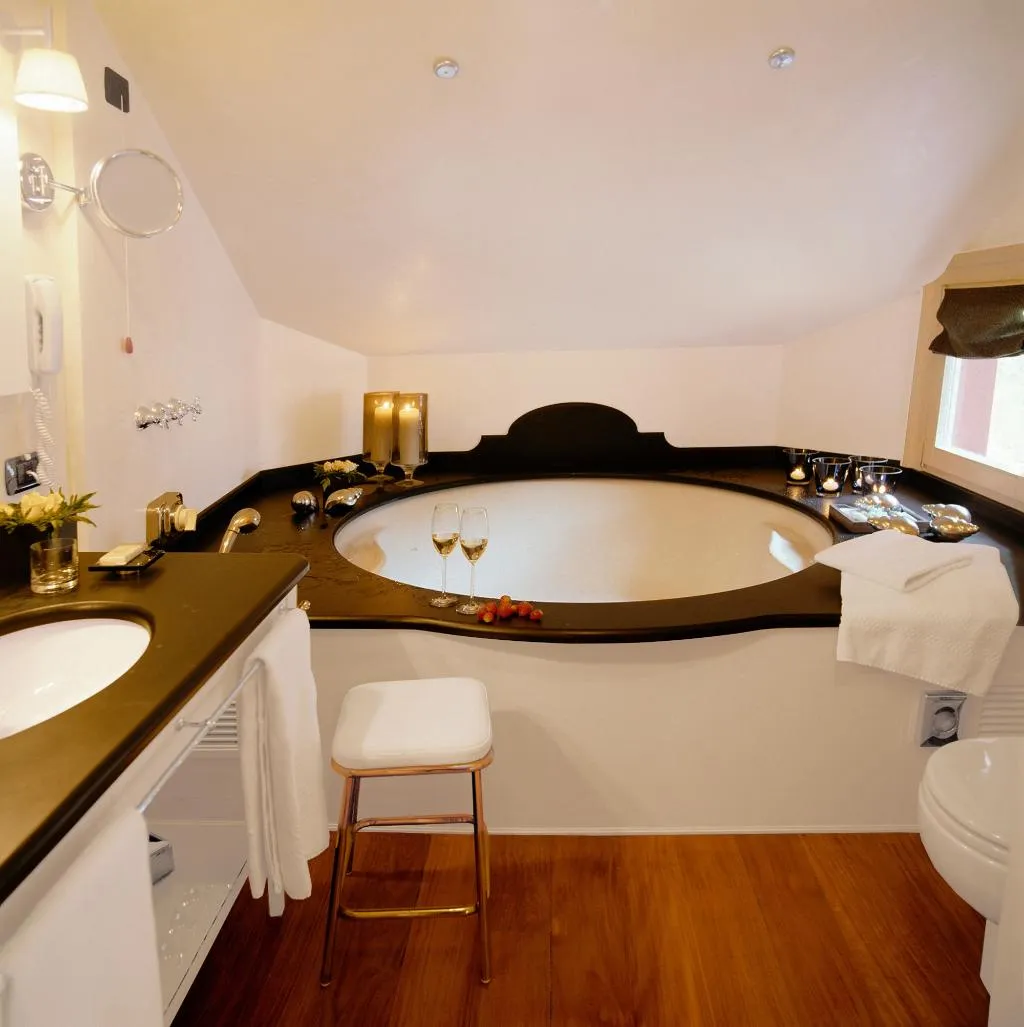 Double or Twin SUPERIOR Room, Eight Hotel Portofino, Cagliari