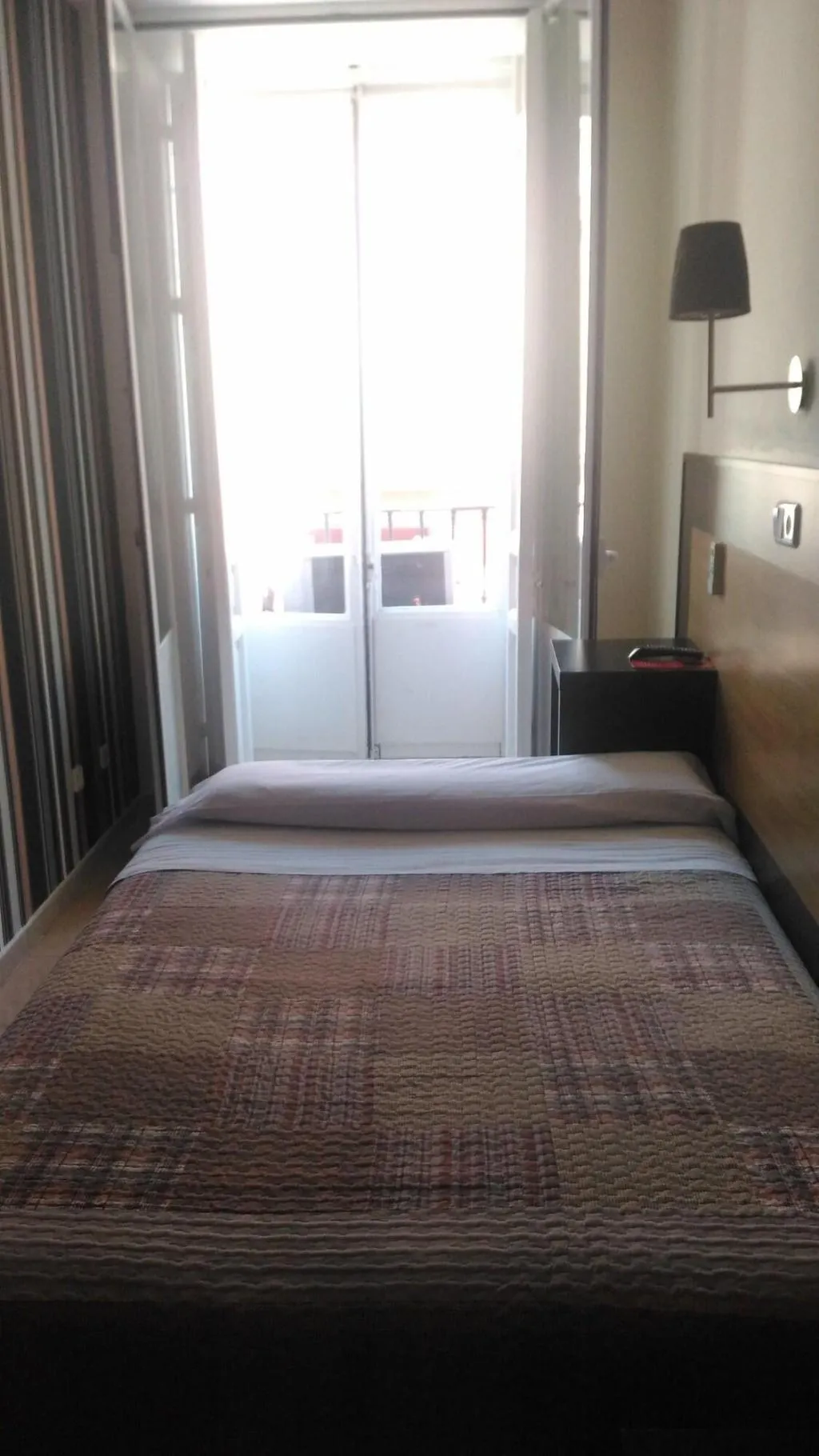 Room, Hostal Alaska, Madrid