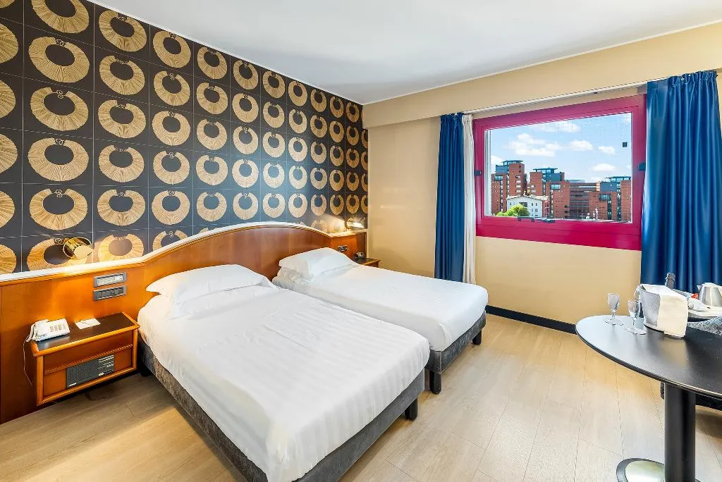 TWIN SUPERIOR Room, Abacus Hotel, Milan