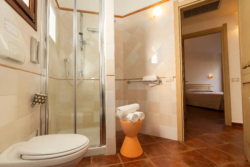 APARTMENT SUPERIOR CAPACITY 4 Room, Borgo Degli Ulivi Residence, Cagliari