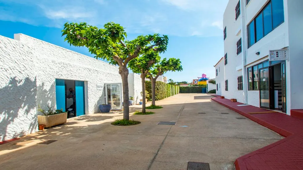 General view, Apartamentos Sol y Mar, Menorca