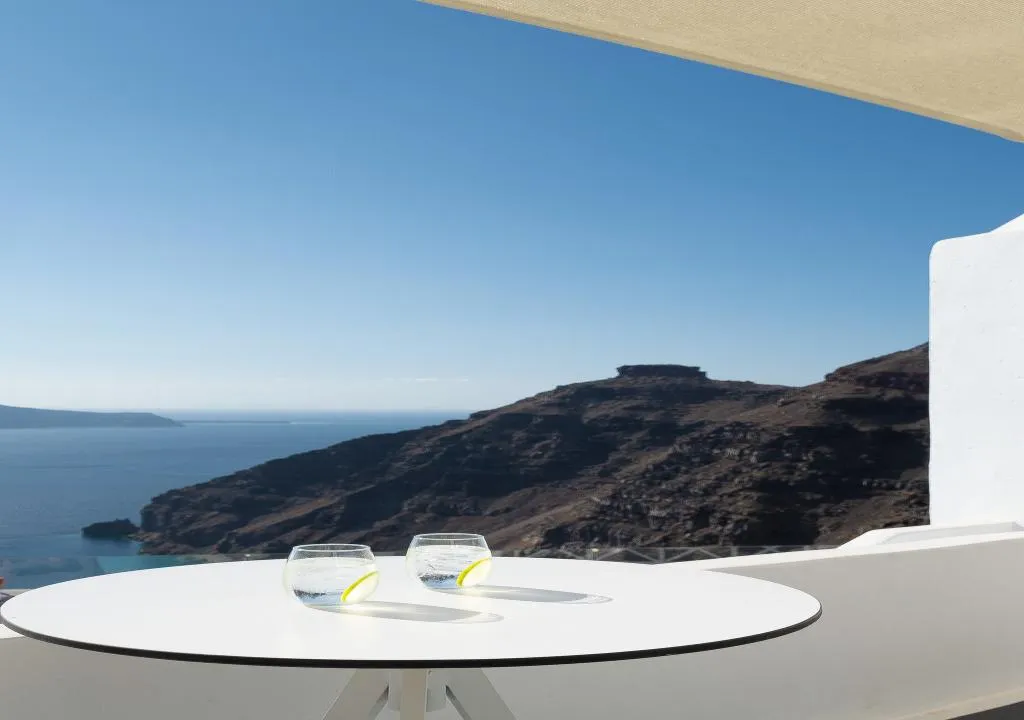 DOUBLE DELUXE SEA VIEW Room, Infinity Suites & Dana Villas, Santorini