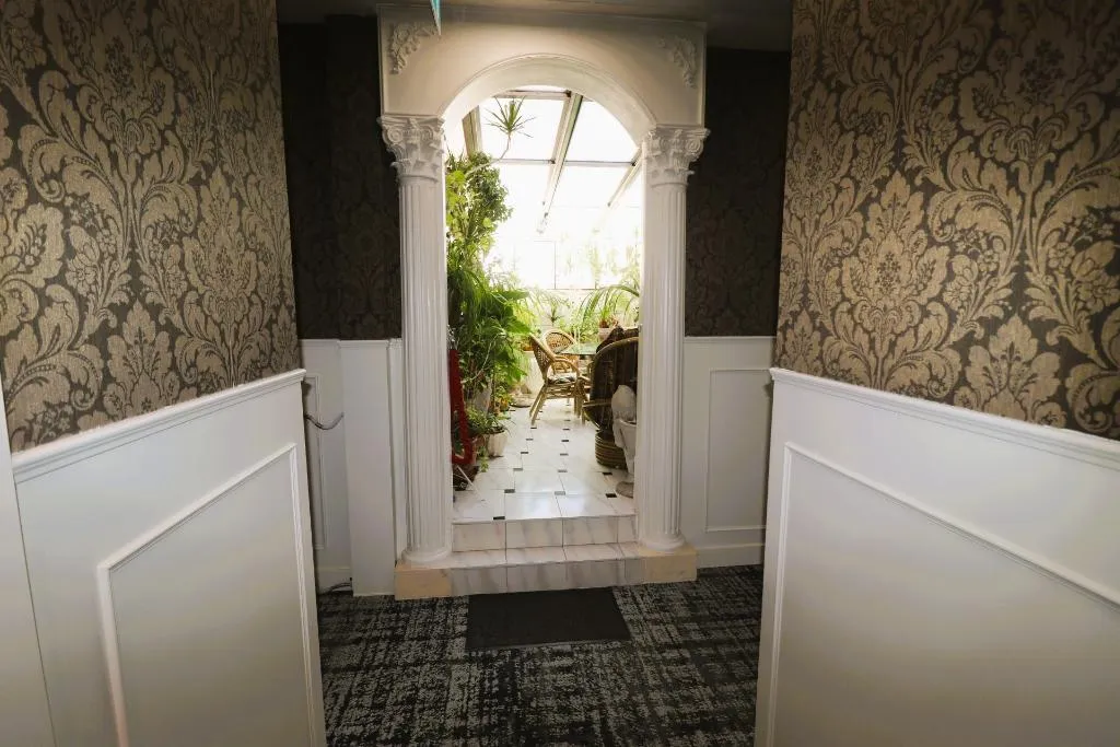 Lobby, Hostal Hispano-Argentino Gran Via, Madrid
