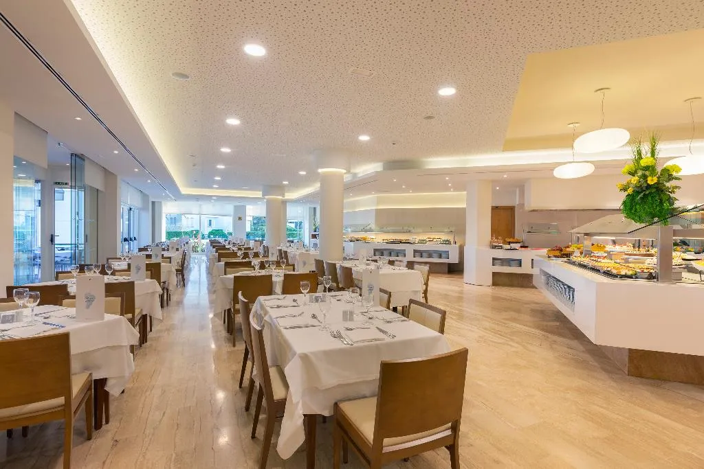Restaurant, Hipotels Dunas Cala Millor, Majorca