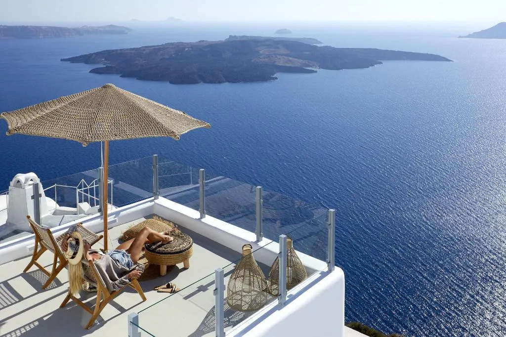 SUITE HONEYMOON Room, You And Me Suites, Santorini