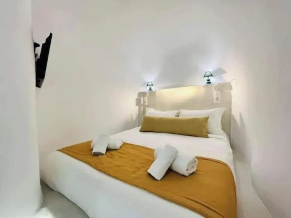 CAVE SEA VIEW WITH TERRACE Room, Edem Luxury Hotel, Santorini