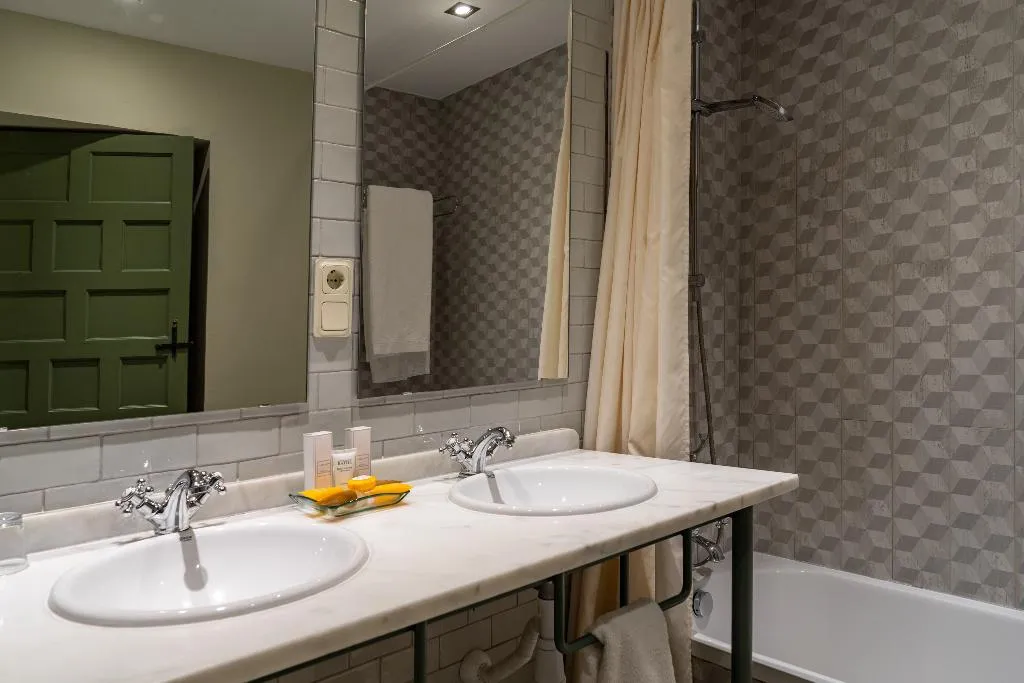 JUNIOR SUITE STANDARD Room, Boutique Hotel Molino del Arco, Costa Del Sol