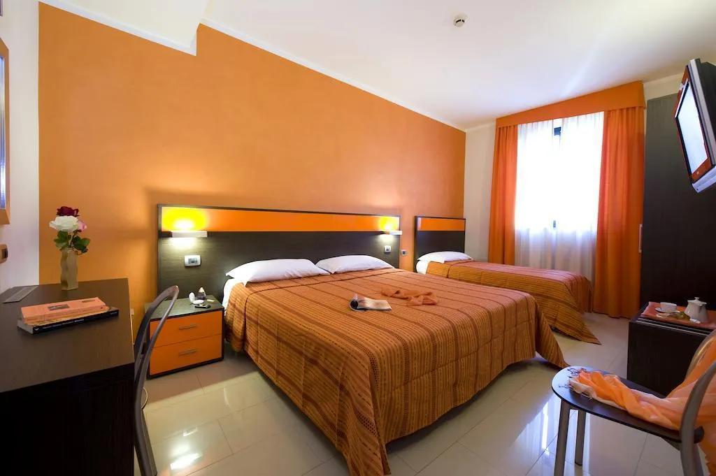 General view, Hotel Ideale, Milan
