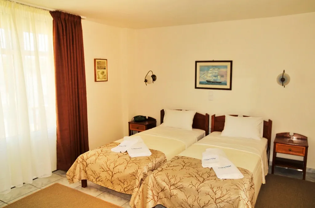 Room, Portiani Hotel, Santorini