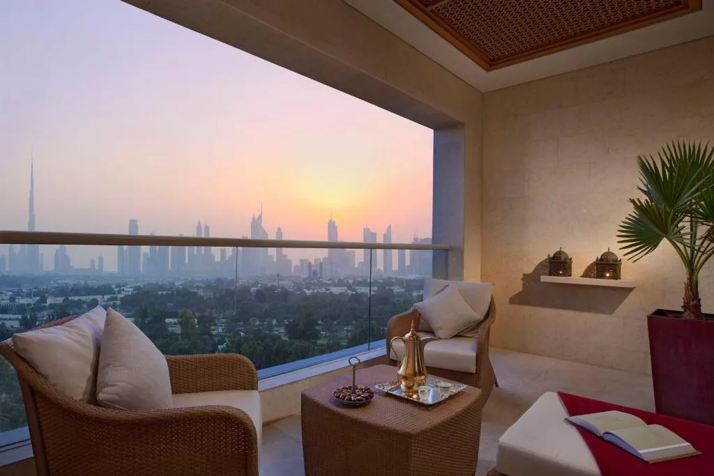 Double or Twin CLUB Room, Raffles Dubai, Dubai