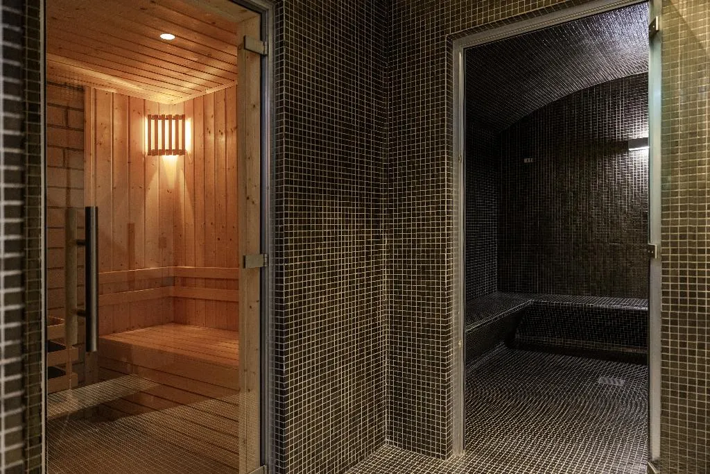 Sports and Entertainment, Cenica Porto Hotel, Curio Collection By Hilton, Porto
