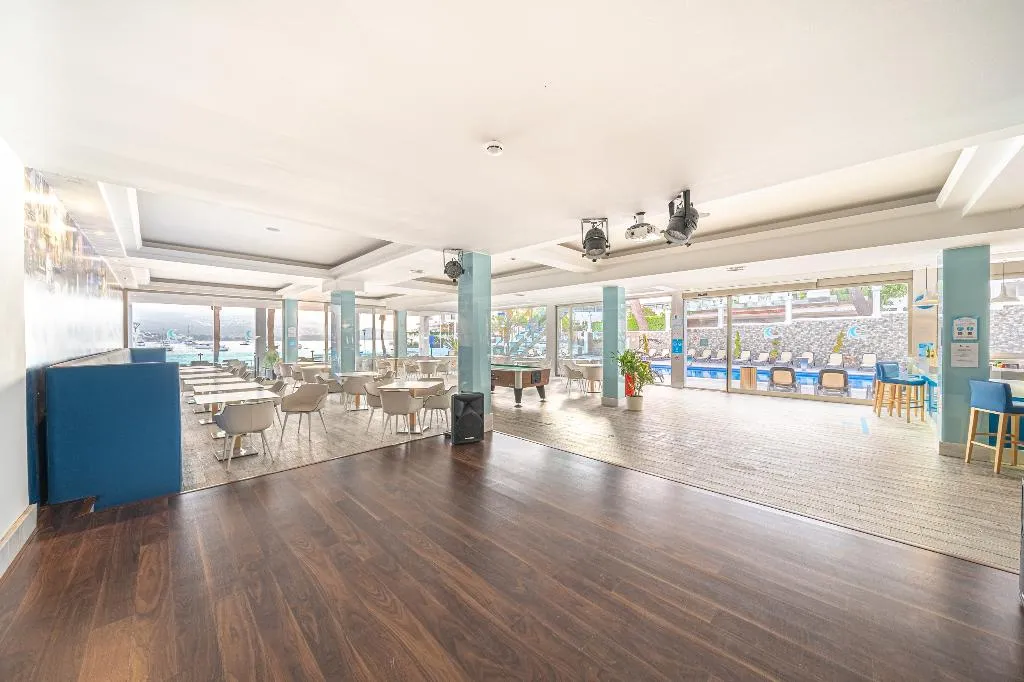 Bar, Seramar Comodoro Playa, Majorca