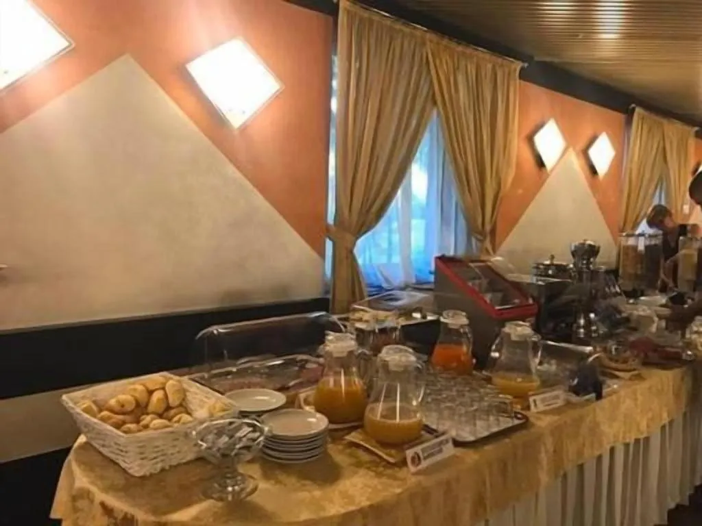 Restaurant, Atlantic, Milan