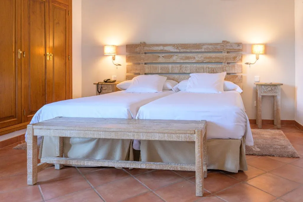 DOUBLE SINGLE USE STANDARD Room, Es Port, Majorca