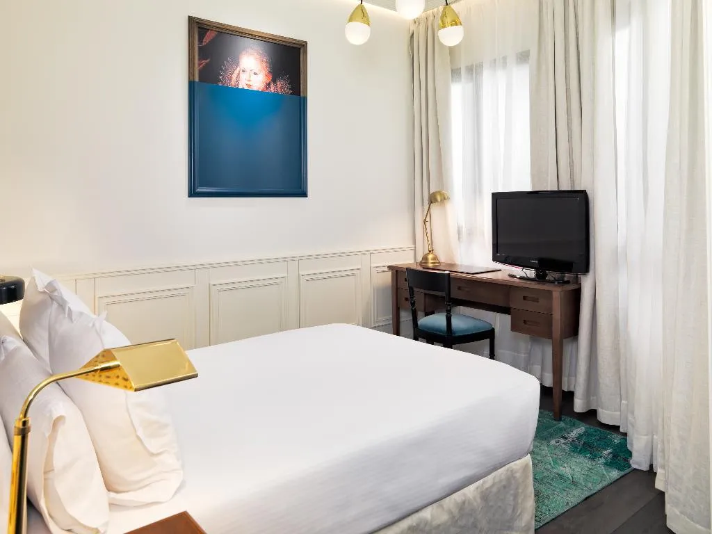 DOUBLE BASIC Room, H10 Villa de la Reina, Madrid