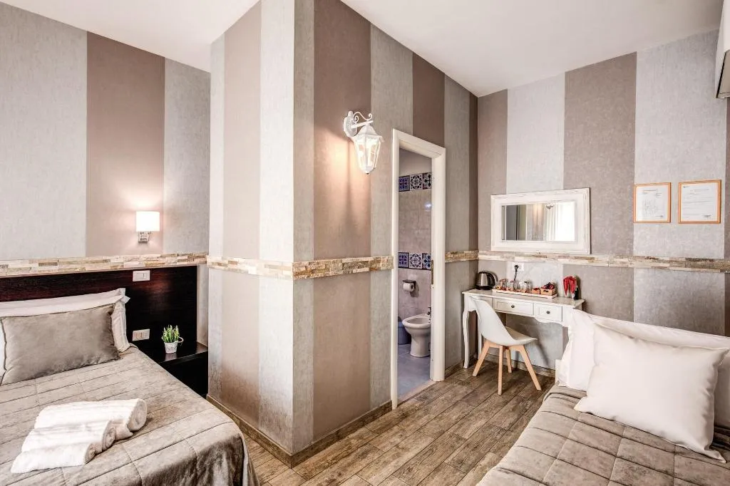 Room, Santamaria Inn, Rome