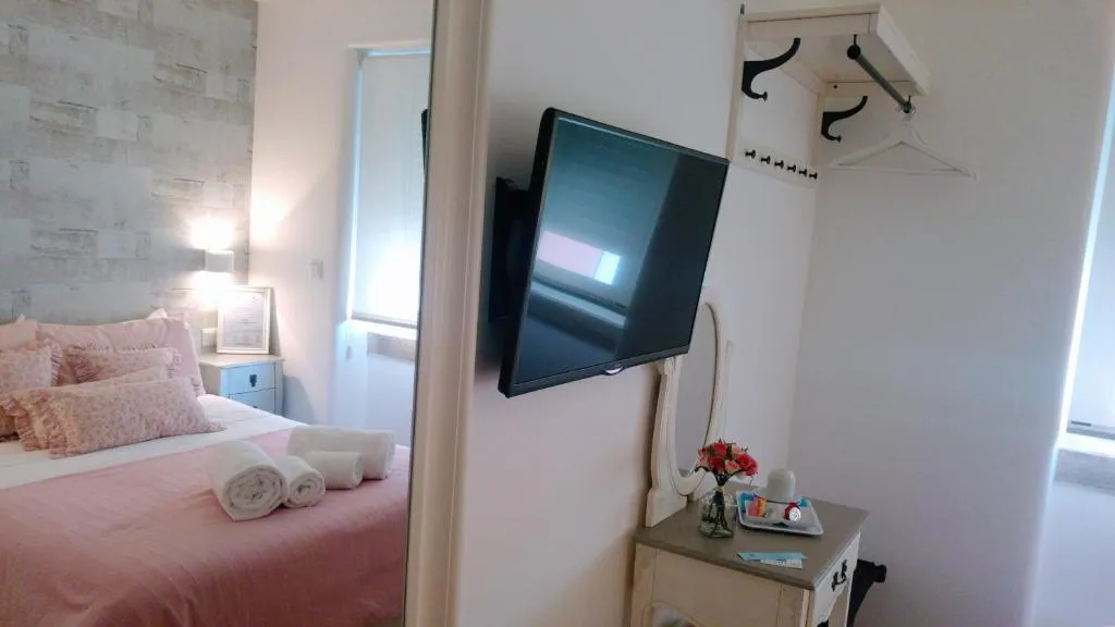 DOUBLE ECONOMY Room, Lisbon Terrace Suites Guesthouse, Lisbon