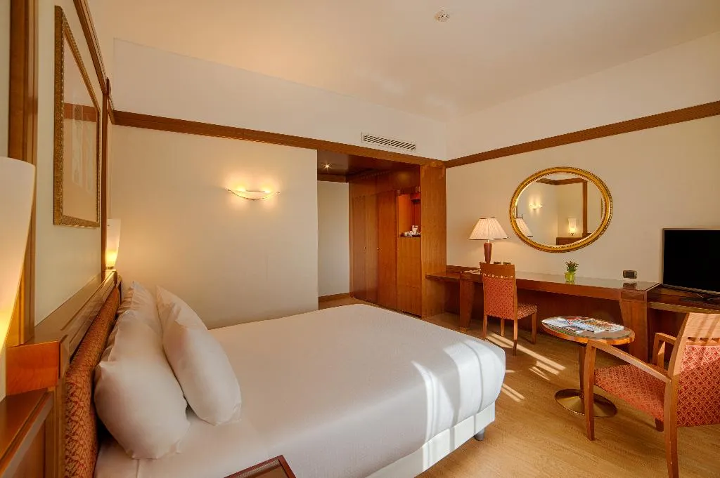 TRIPLE STANDARD Room, NH Roma Villa Carpegna, Rome