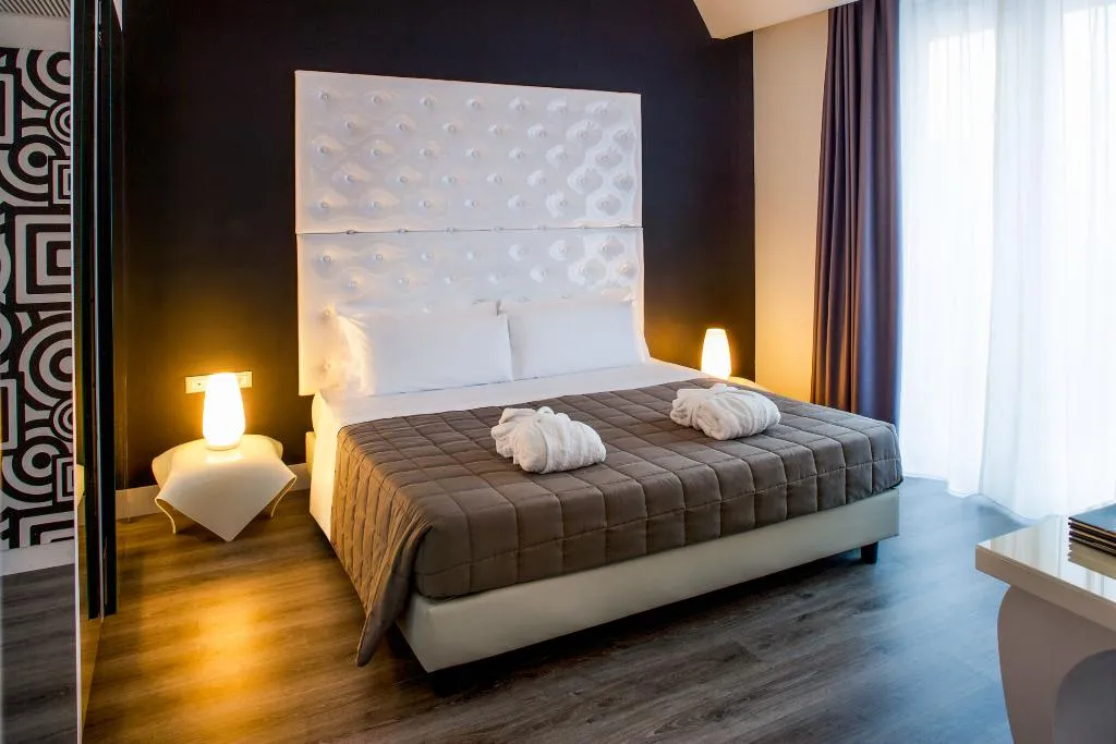 SUITE CAPACITY 3 Room, Hotel Da Vinci Milano, Milan
