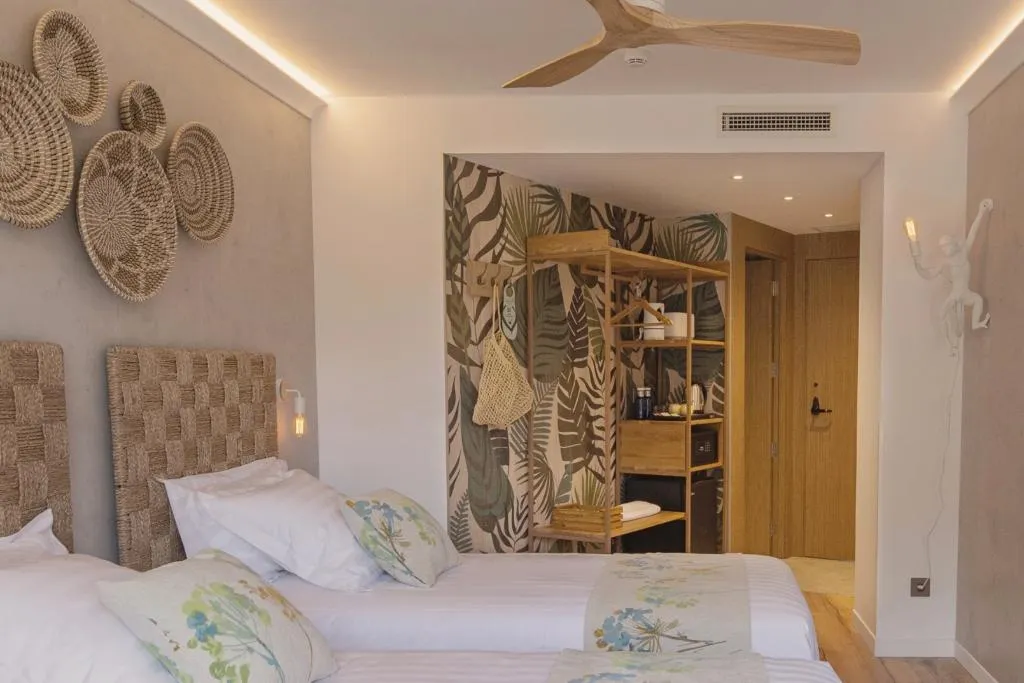 TWIN DELUXE GARDEN VIEW Room, Casa Coco Boutique Hotel & Spa, Costa Brava
