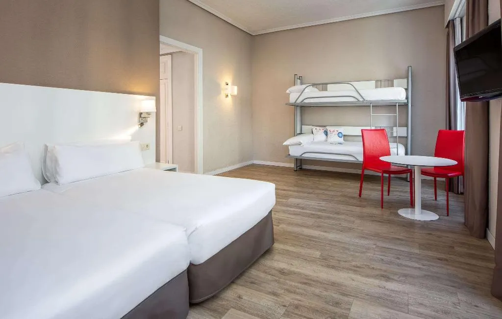 FAMILY ROOM STANDARD Room, Zel Madrid, Madrid