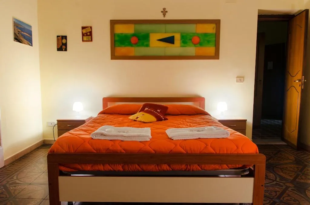 Room, B&B La Fenicia, Palermo