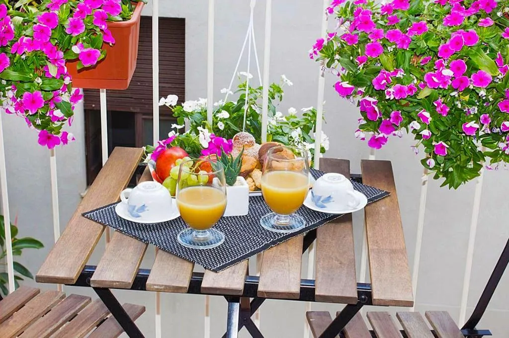 Restaurant, Miro Bed And Breakfast, Catania