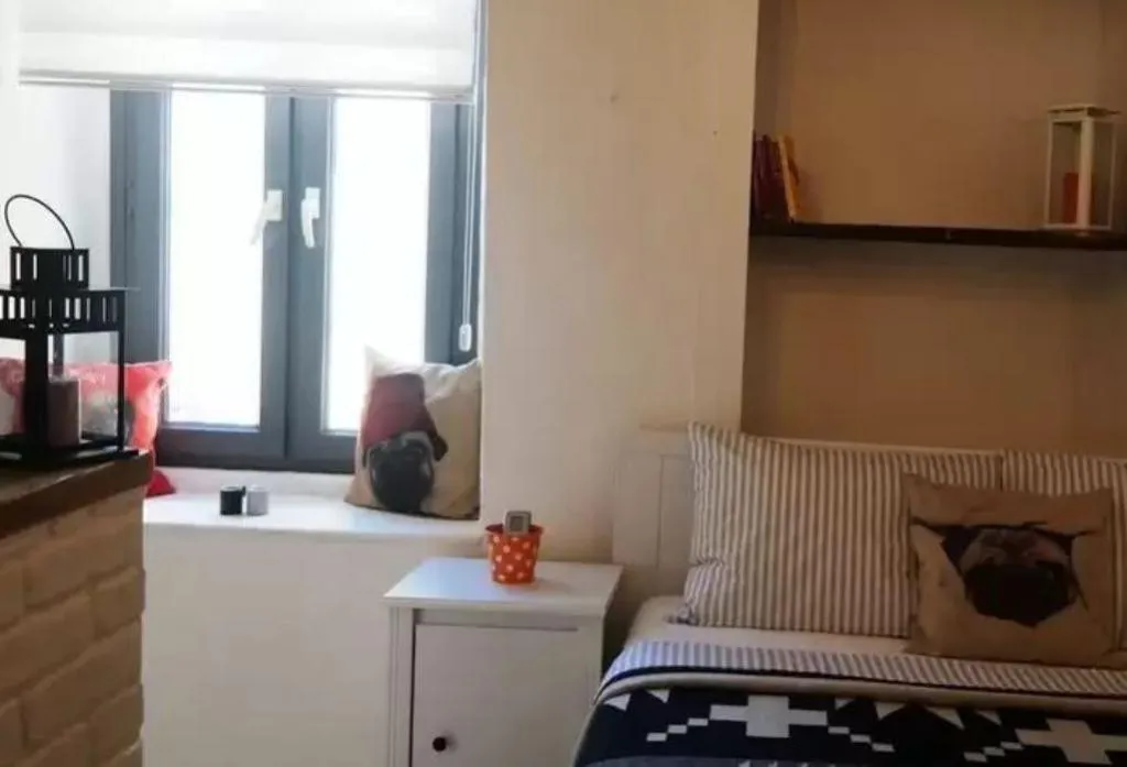 Room, Pug Rooms, Izmir