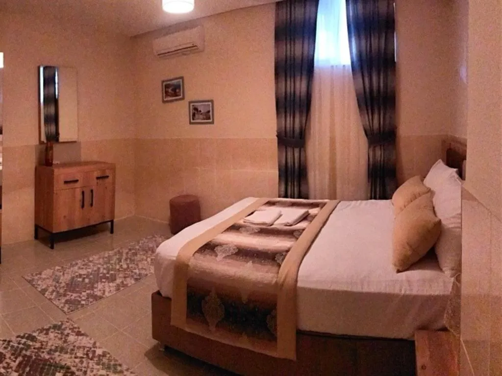 Room THREE BEDS Room, Alfa Apart Hotel, Antalya